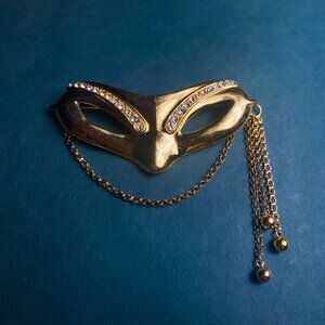 Vintage Monet Masquerade Ball Mardi Gra Mask Costume Rhinestone Gold Brooch Pin